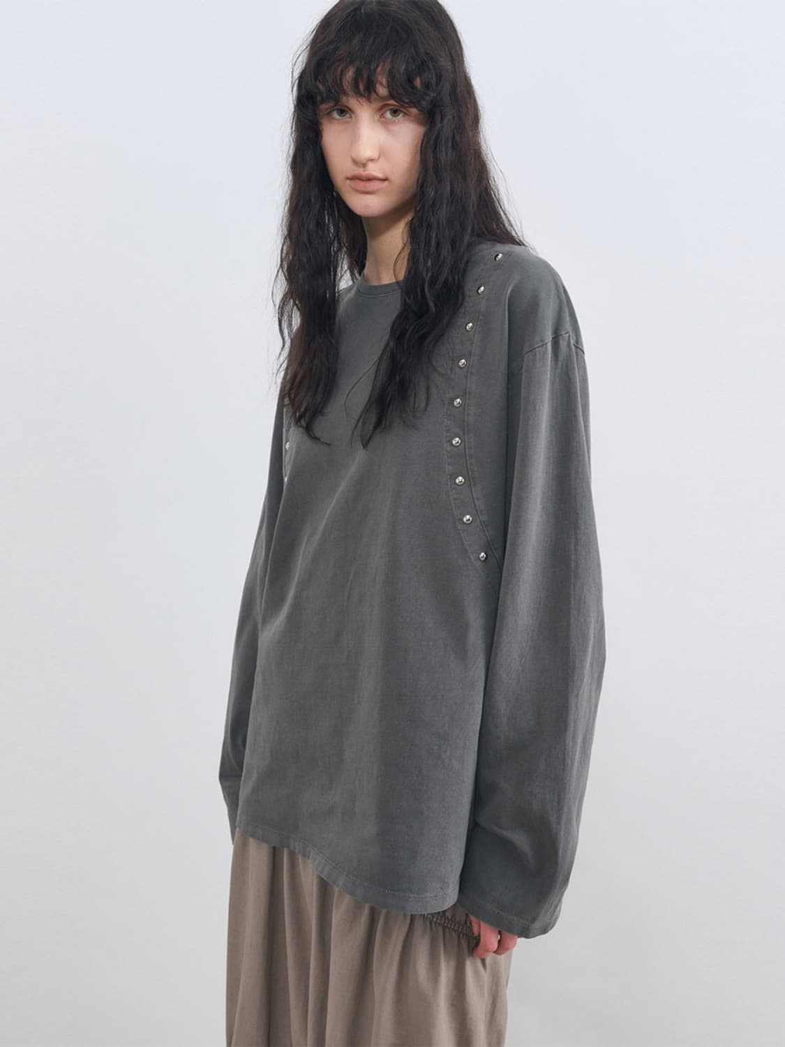 Stud long sleeve 상품이미지4