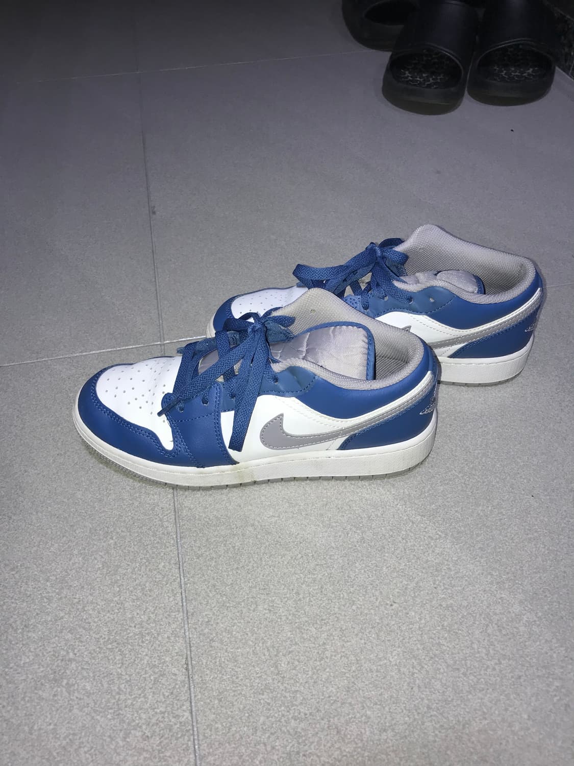 뉴욕매장구매!나이키 에어 조던 1 로우 파 235mm 상품이미지2