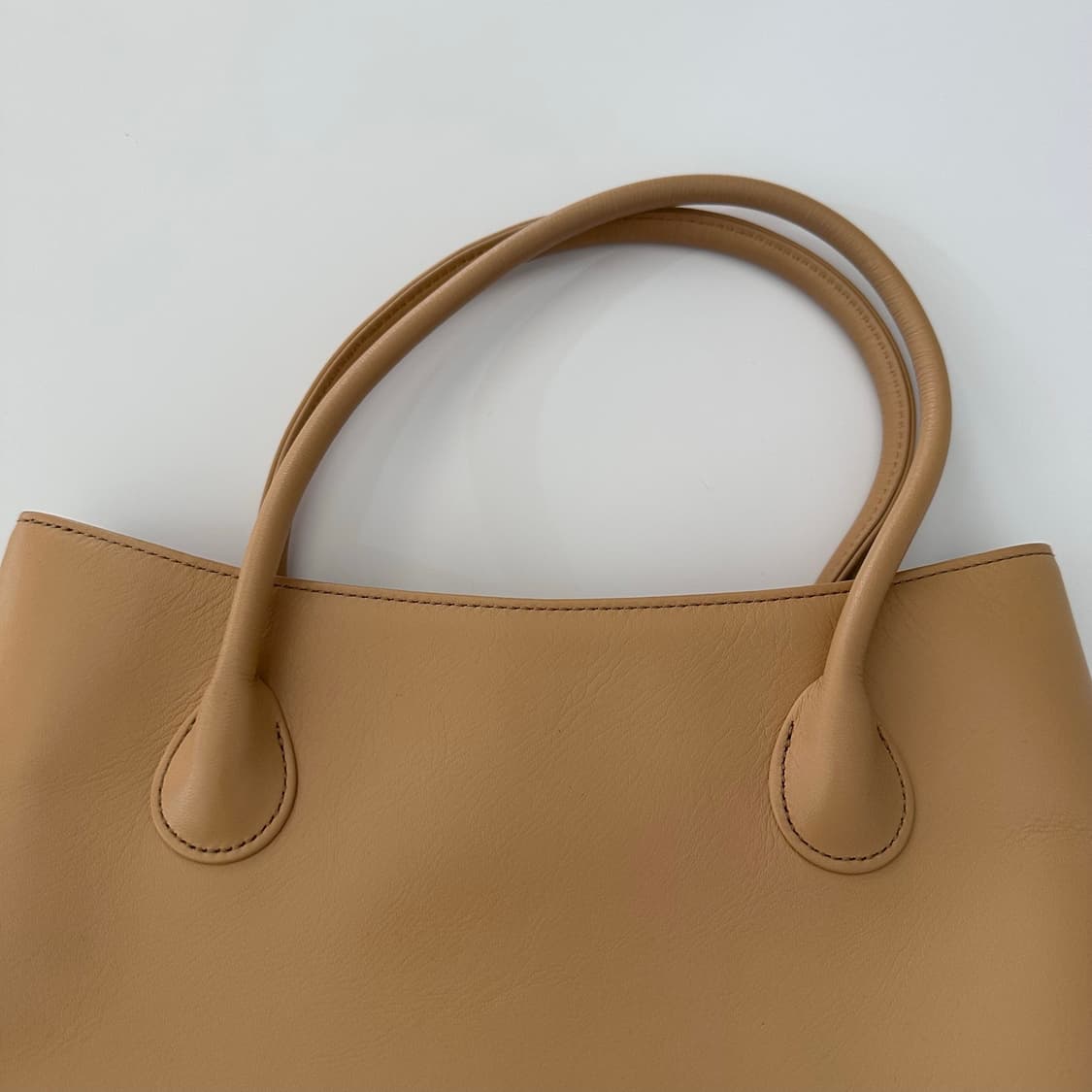 이세이미야케 im product 가죽 토트백 상품이미지3
