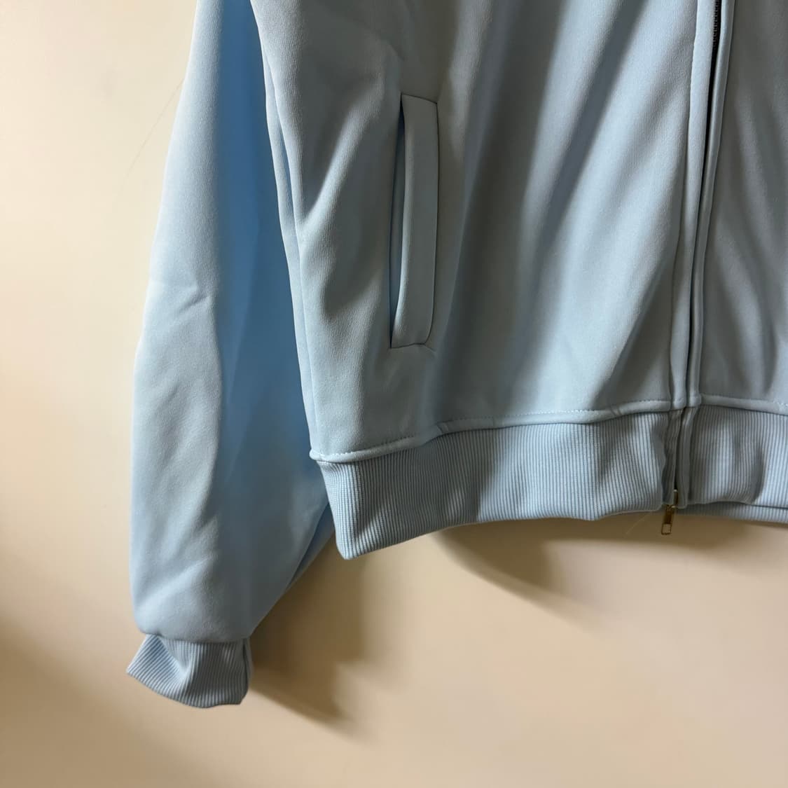 새상품 여자 키링 후드집업 상품이미지4