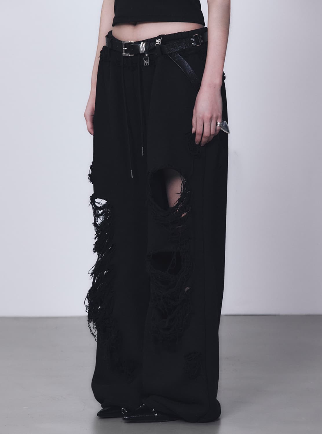 트리밍버드 스크래치 데미지 와이드 스웻 팬츠 블랙 상품이미지3