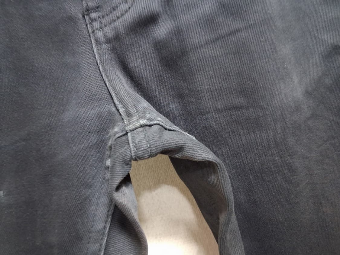 언브랜디드 UB455 블랙 셀비지 생지 데님팬츠
12.5oz  28인치 상품이미지4