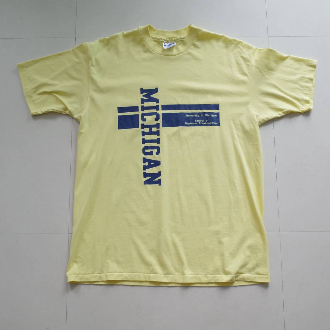 80s 헤인즈 미시간 대학교 빈티지 수소봉제 티셔츠 XL 상품이미지1