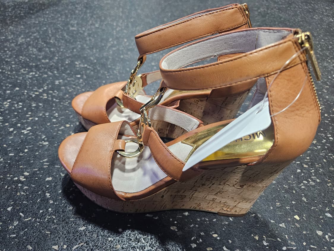 마이클 코어스 웨지힐 샌들 8M사이즈 (250) 상품이미지1