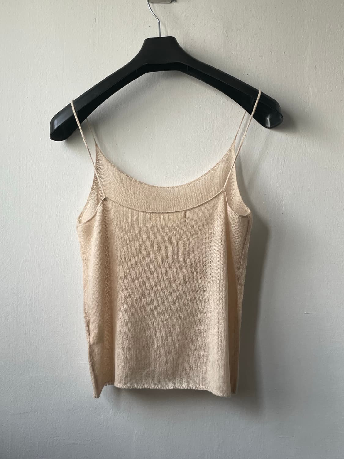 스너그눅 mellow sleeveless 베이지 새상품 상품이미지10