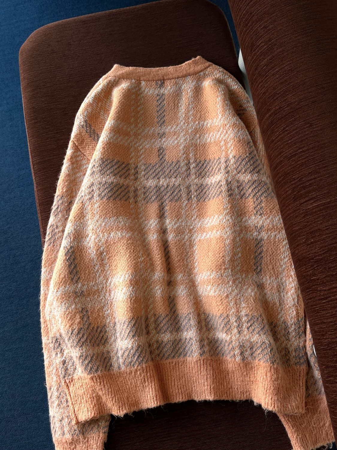 Middle gauge pattern over knit cardigan 상품이미지4