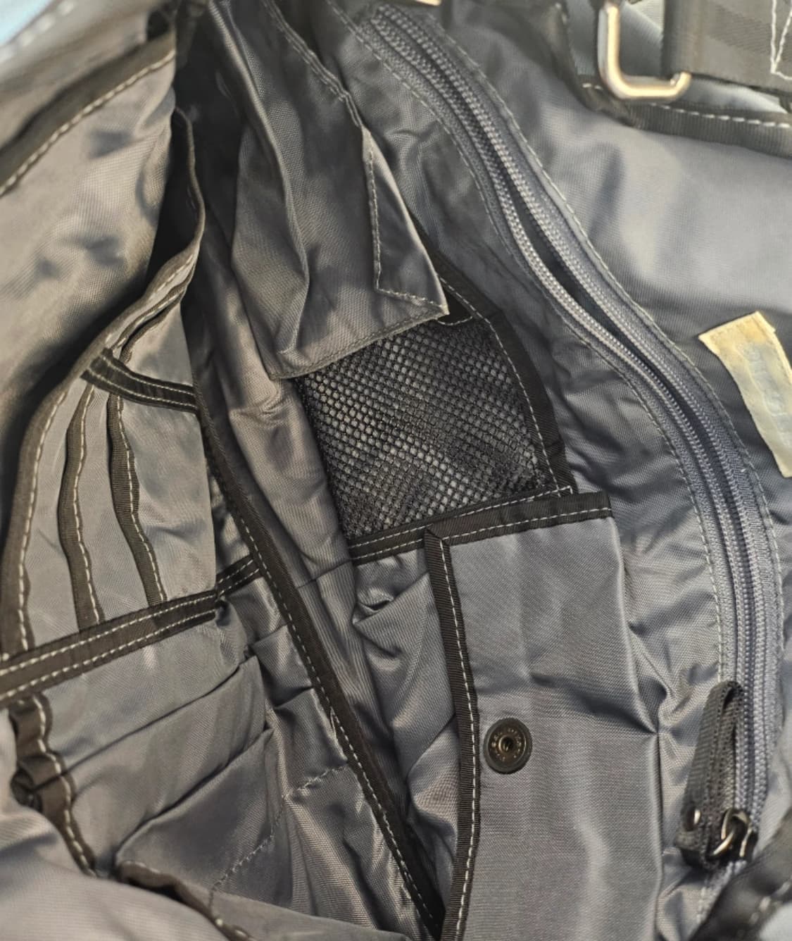 디젤 시그니처 레더 플랩 메신저백 크로스백 상품이미지5