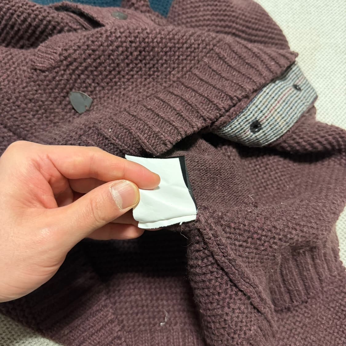 노비스 배색 라운드 니트 가디건 상품이미지7