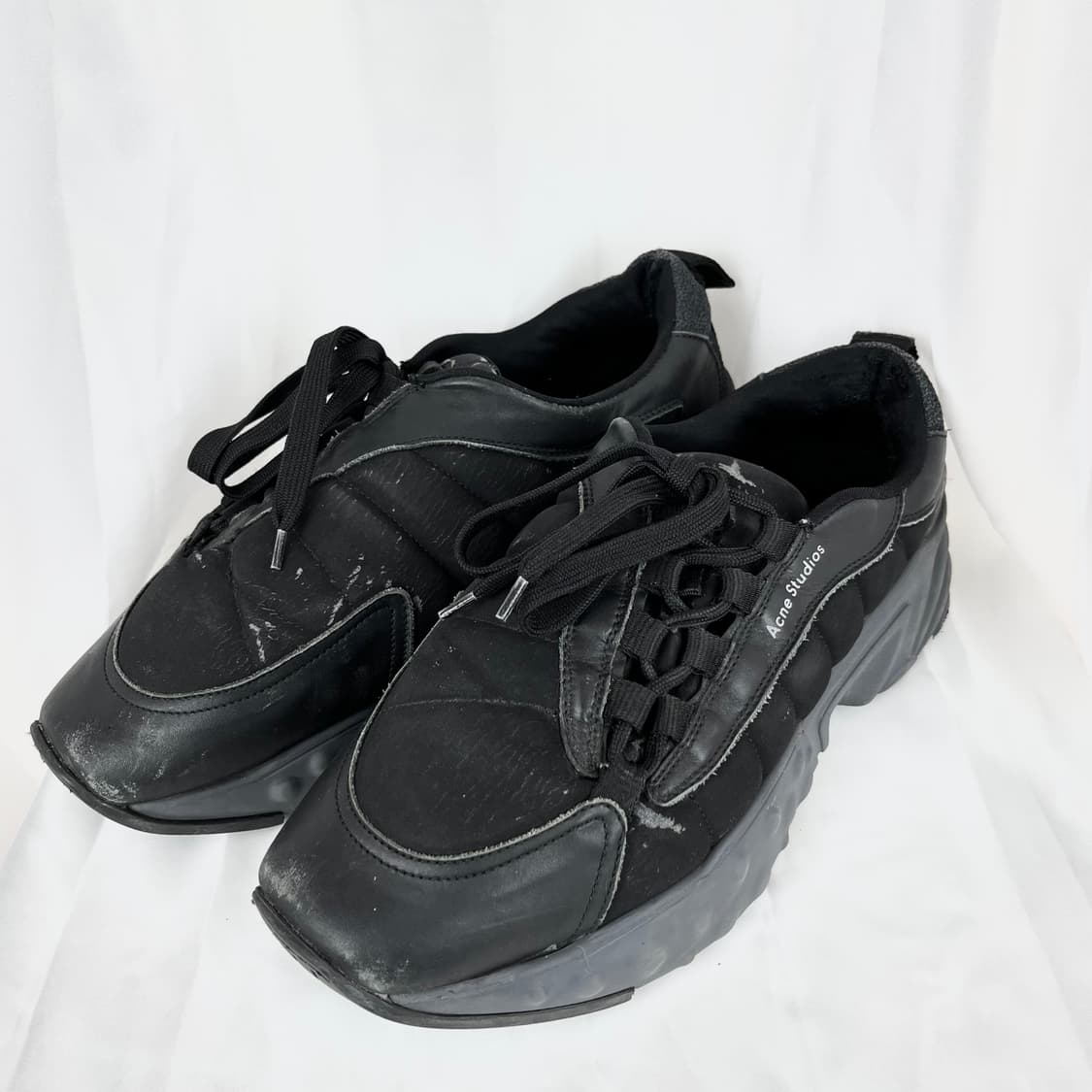 아크네 스튜디오 소피엔 레더 스웨이드 상품이미지1