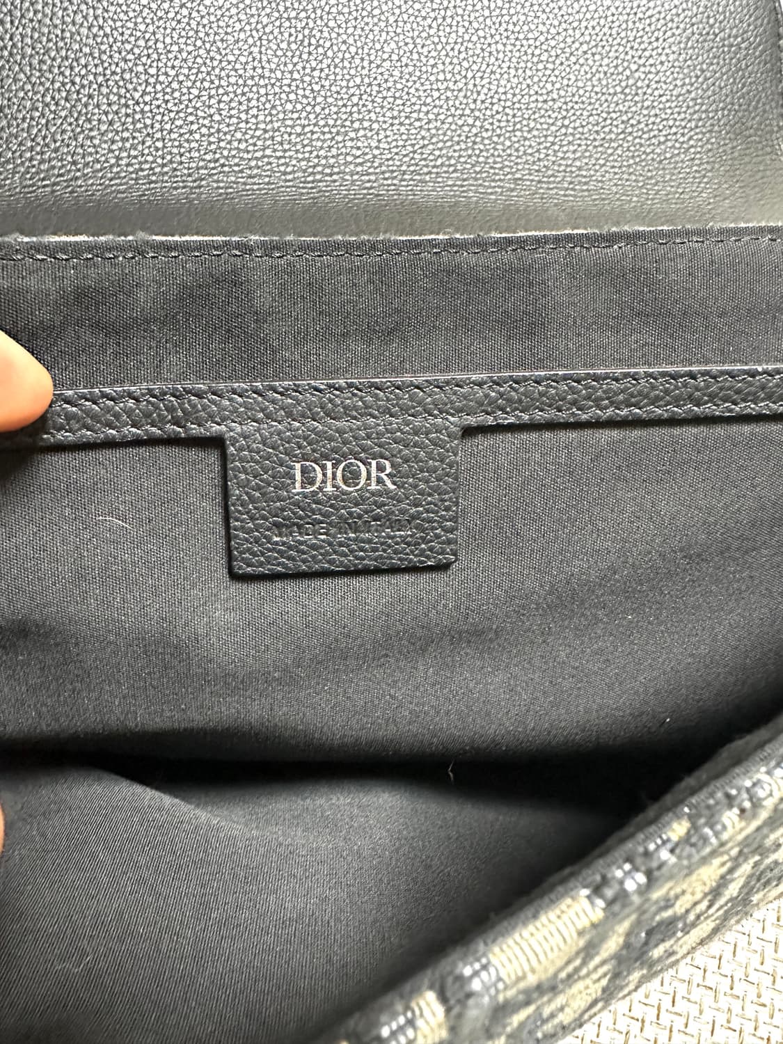 [OS/당일배송] 24ss 디올 오블리크 새들 플랩 스트랩백 상품이미지3