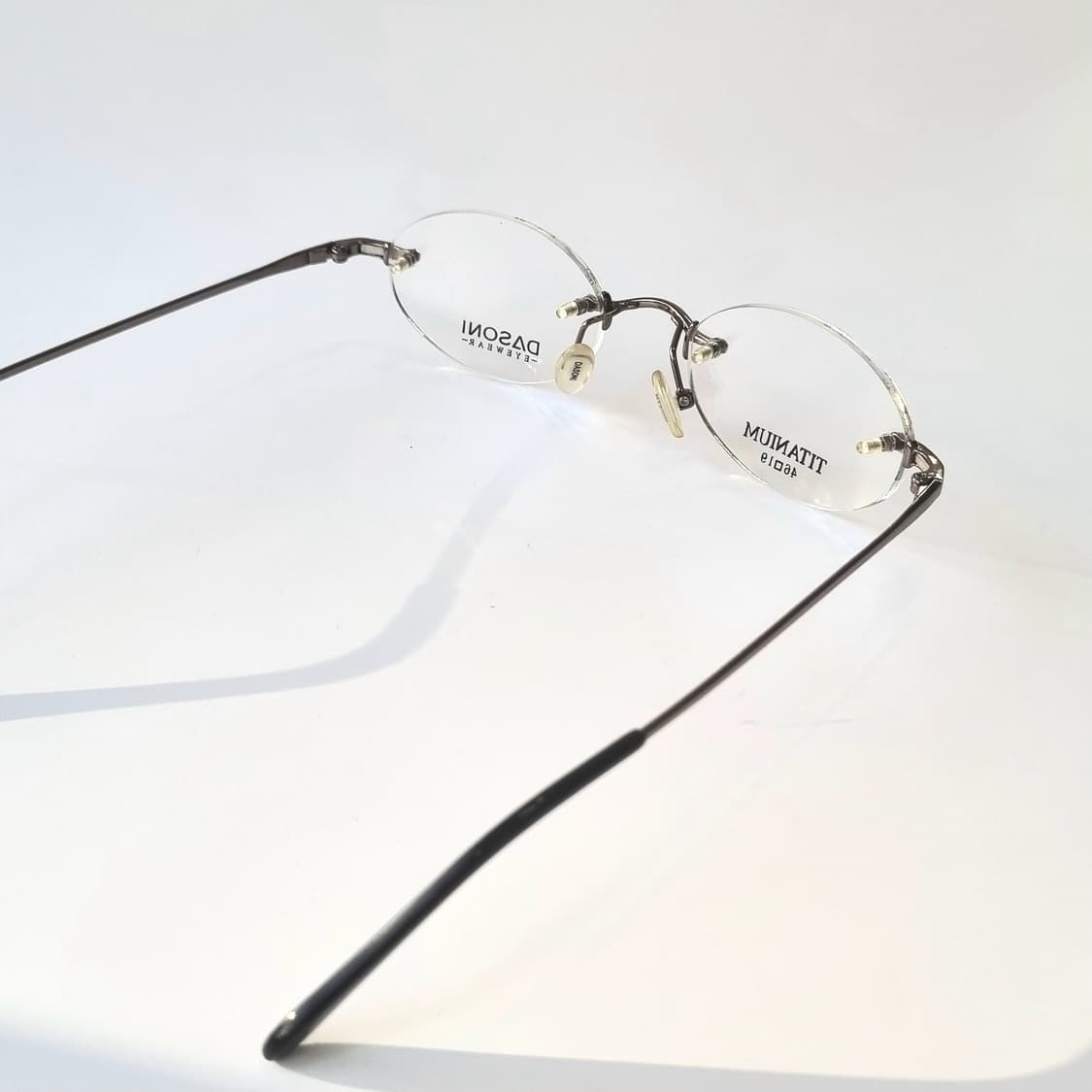 데드스탁 스텐다드 오벌쉐임 티타늄 안경테 83 상품이미지6