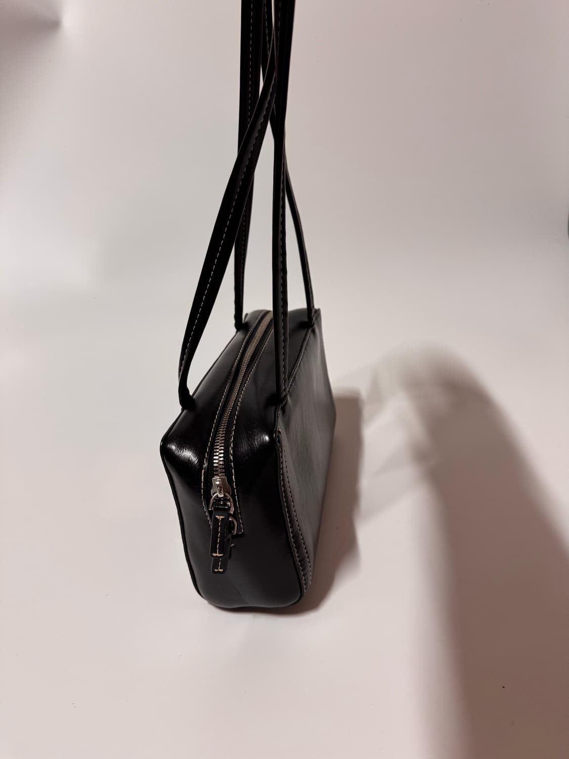 스탠드오일 포스트백 미니 숄더백 블랙 상품이미지6