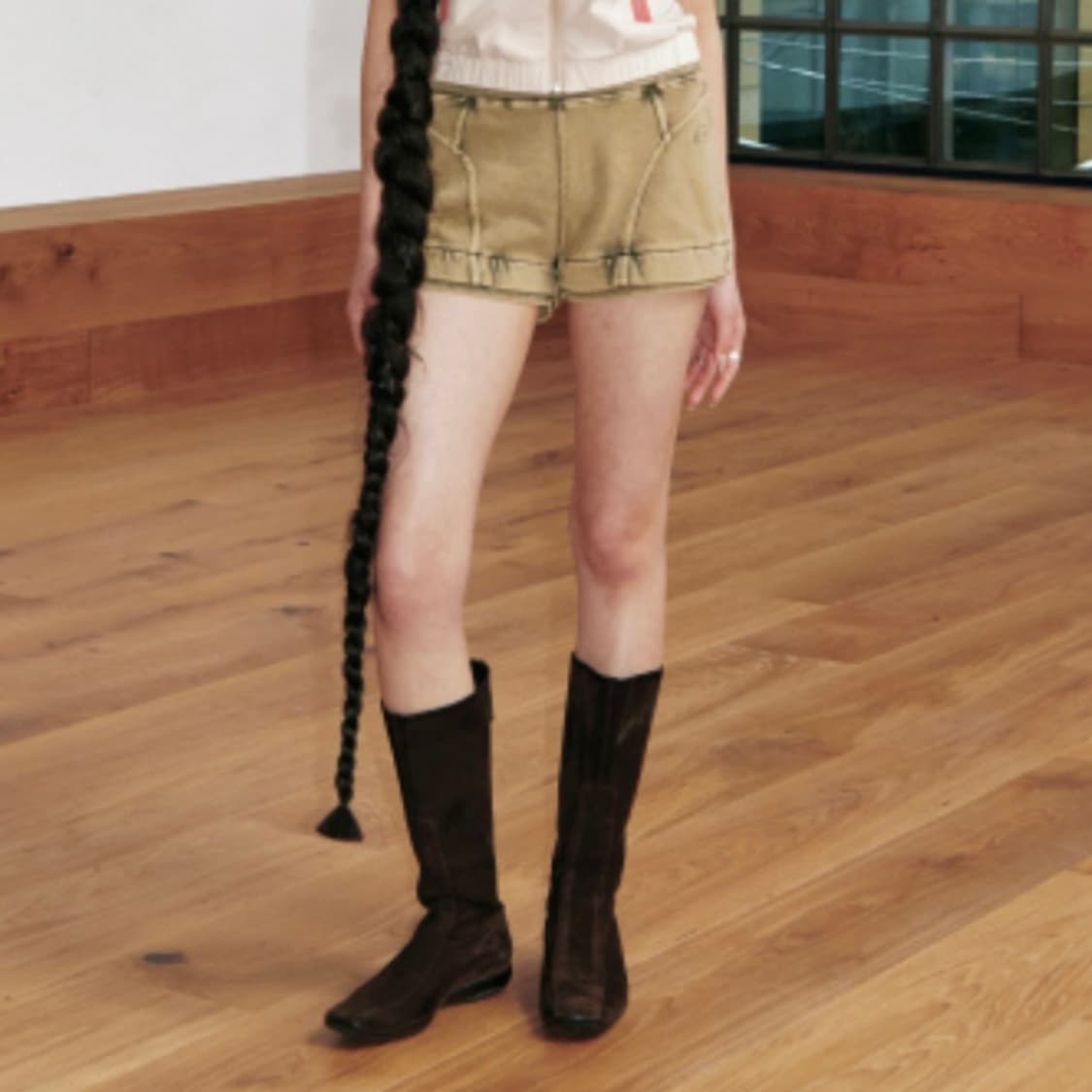 MICRO WASHED SHORT - BLEACHED MUD 상품이미지2