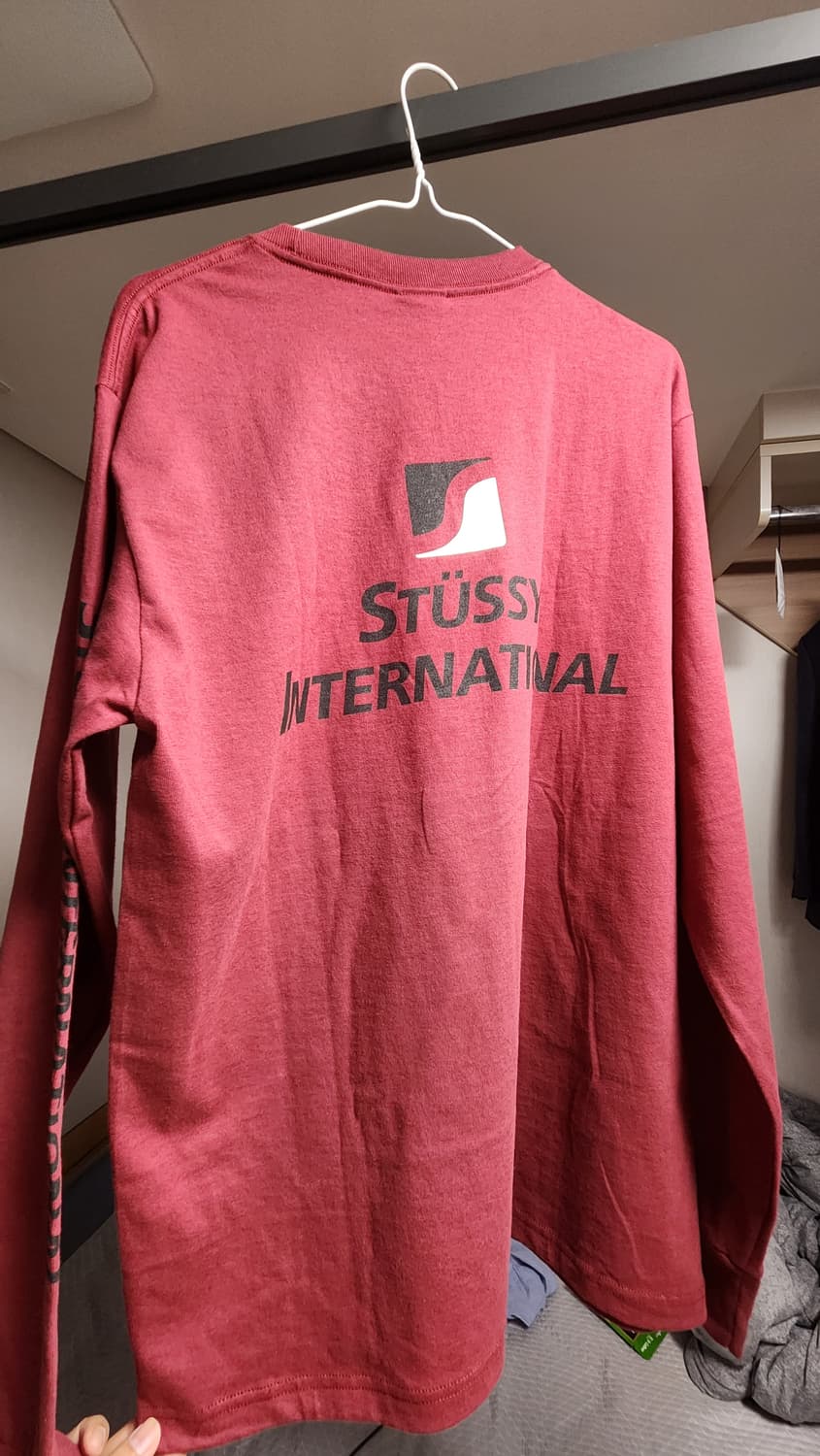 스투시 인터네셔널 와인색 티셔츠 상품이미지2