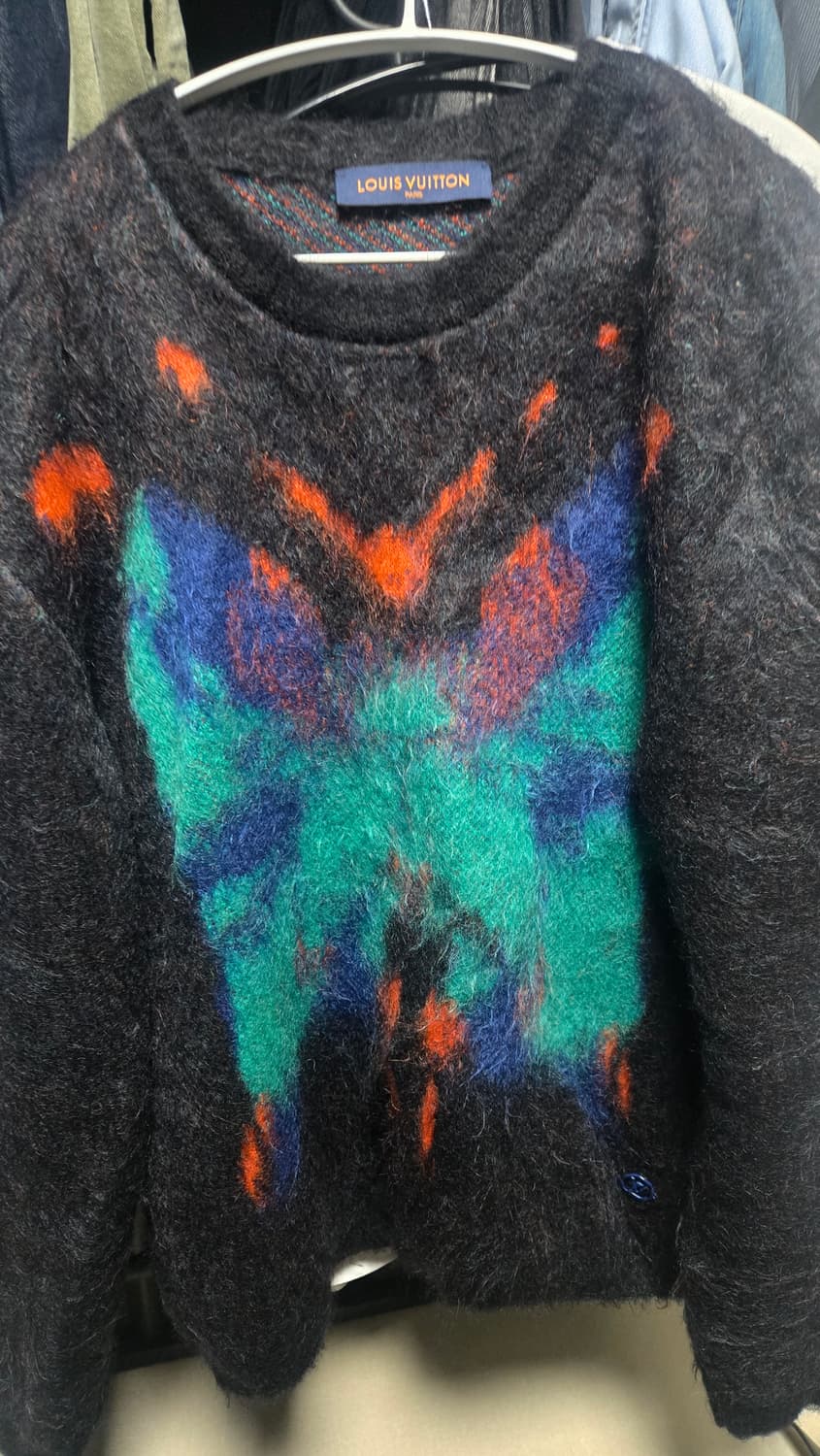 루이비통 버터플라이 모헤어 니트xxl 상품이미지1