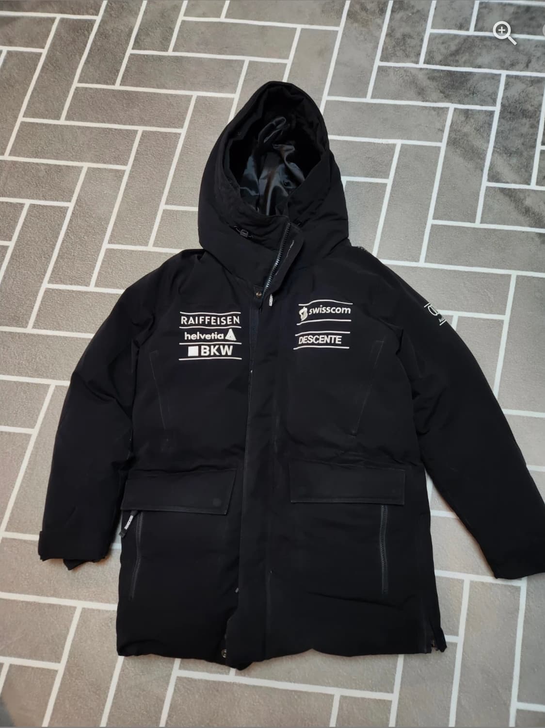 데상트 스페셜 라인 스위스 스키팀 다운패딩110사이즈 상품이미지1