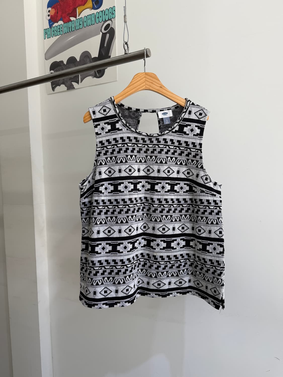 OLD NAVY 패턴 슬리브리스 탑  상품이미지1