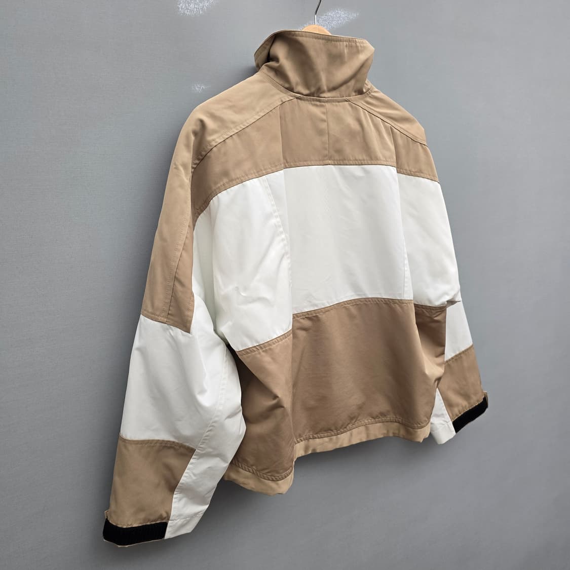 나이키 ACG 바람막이 자켓 베이지/화이트 상품이미지7