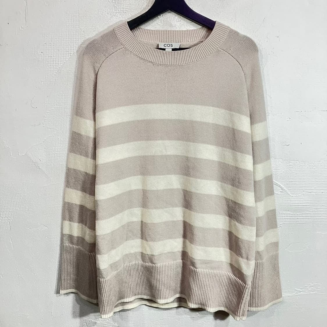 코스 스트라이프 미니멀 니트 상품이미지2