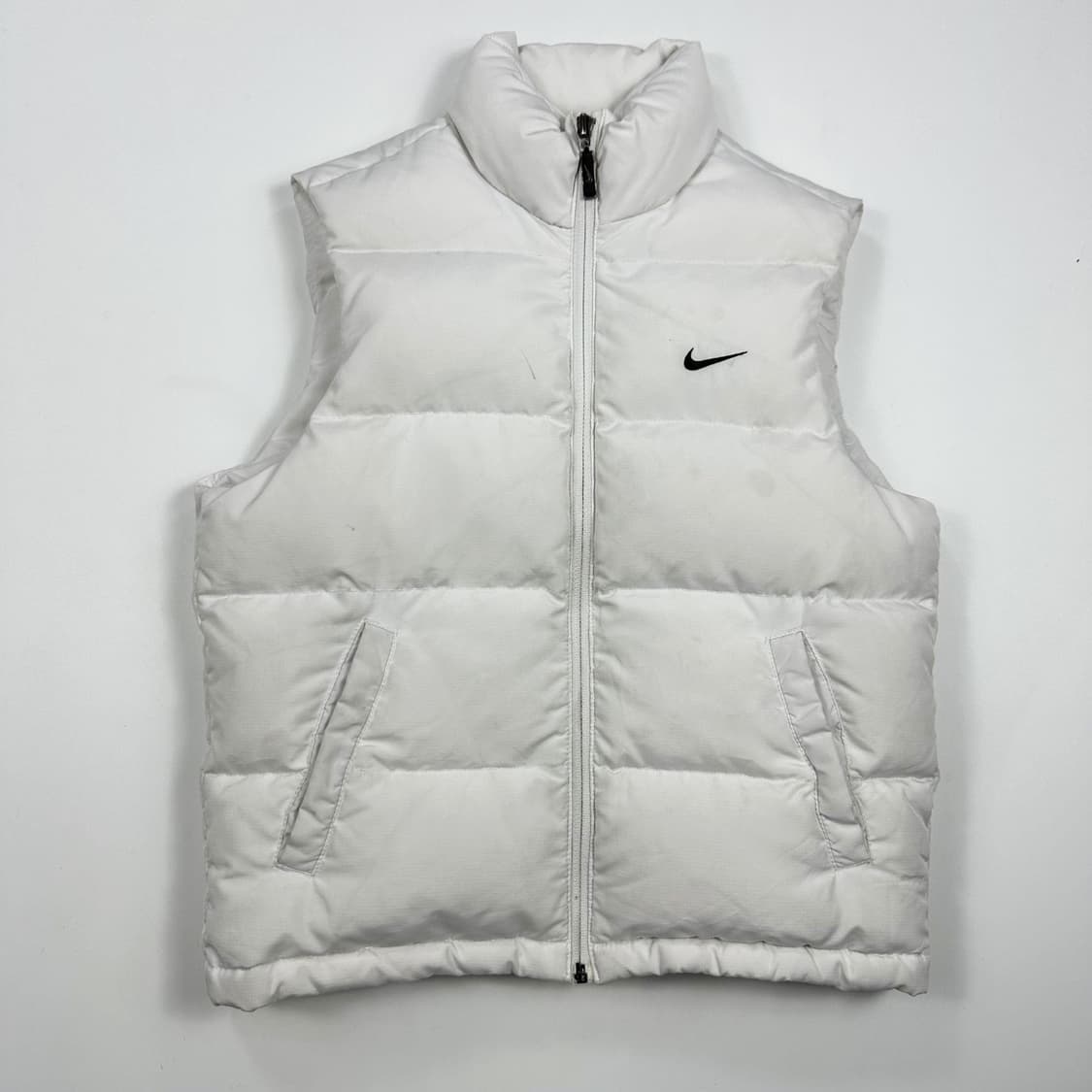나이키 스우시 레트로 푸퍼 화이트 조끼패딩 (XS 여성추천) 상품이미지2
