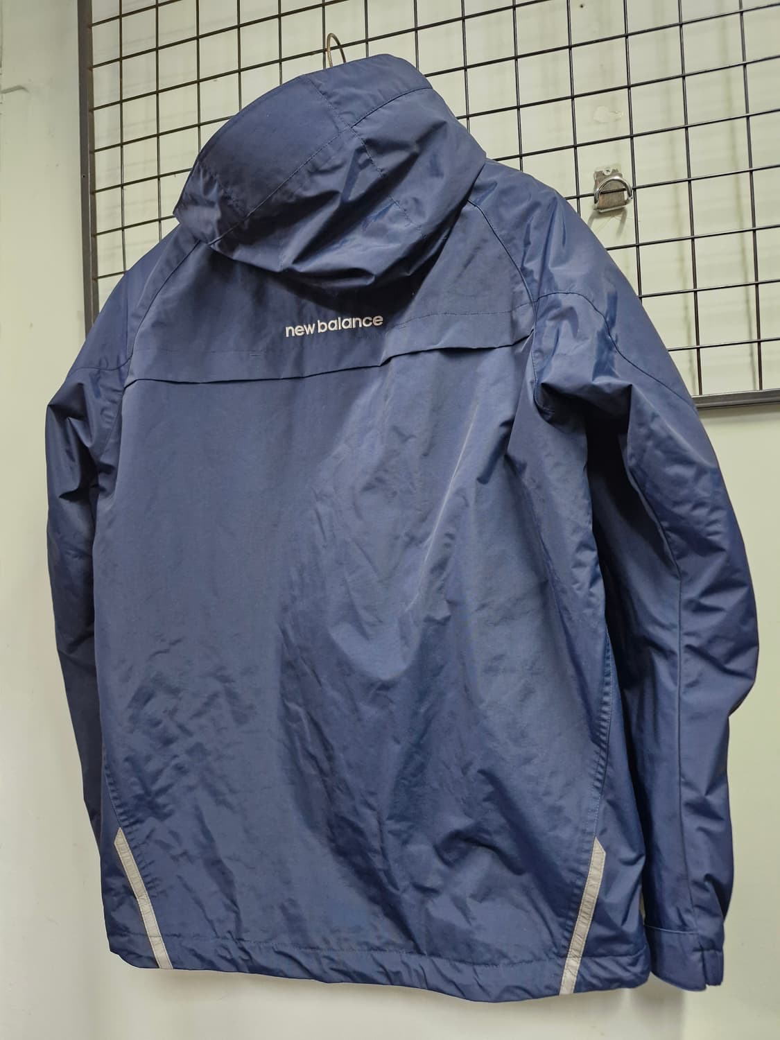 100L 뉴발란스 클래식 후드 바람막이 자켓 네이비 상품이미지8