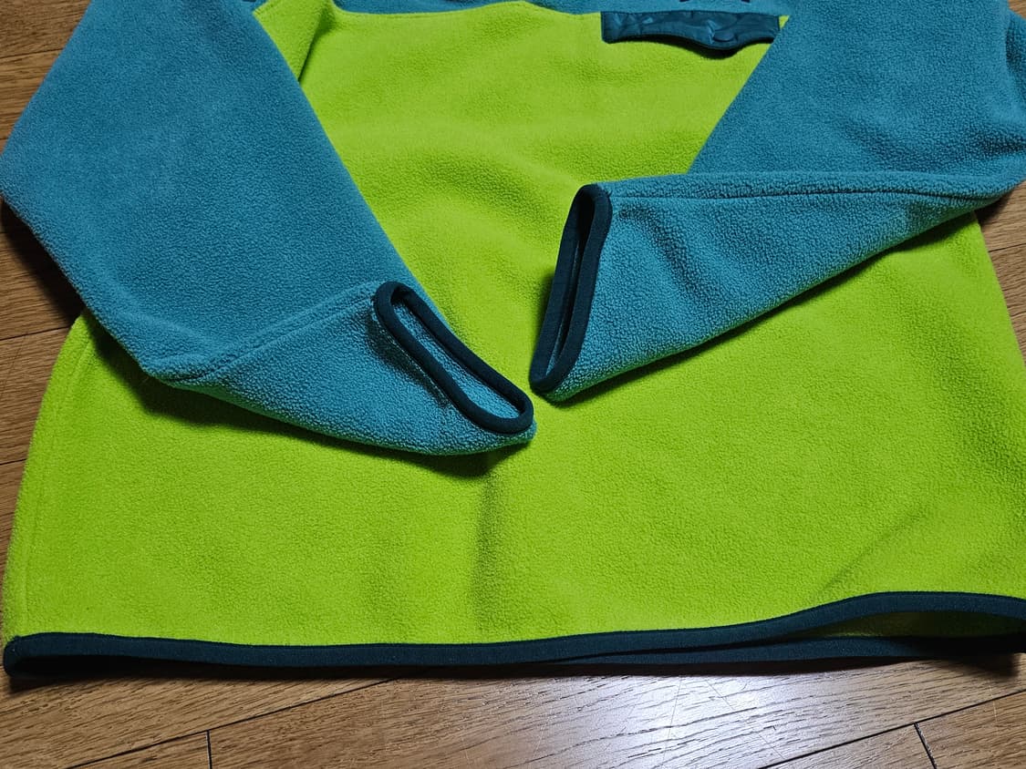 파타고니아 신칠라 플리스 풀오버 블루/라임 우먼 후리스 상품이미지5