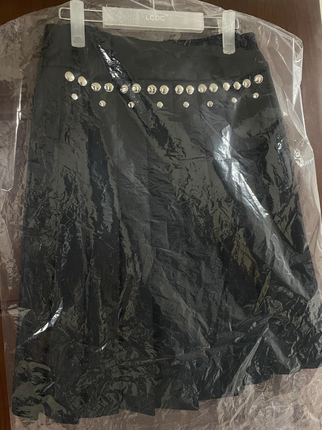 LCDC 스터드 플리츠 미디 스커트 상품이미지6