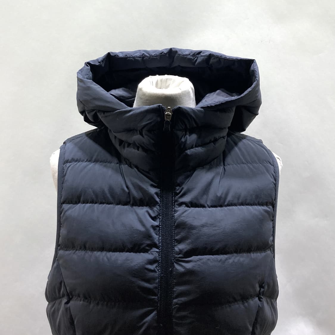 안다르 여성구스다운베스트 55 상품이미지2