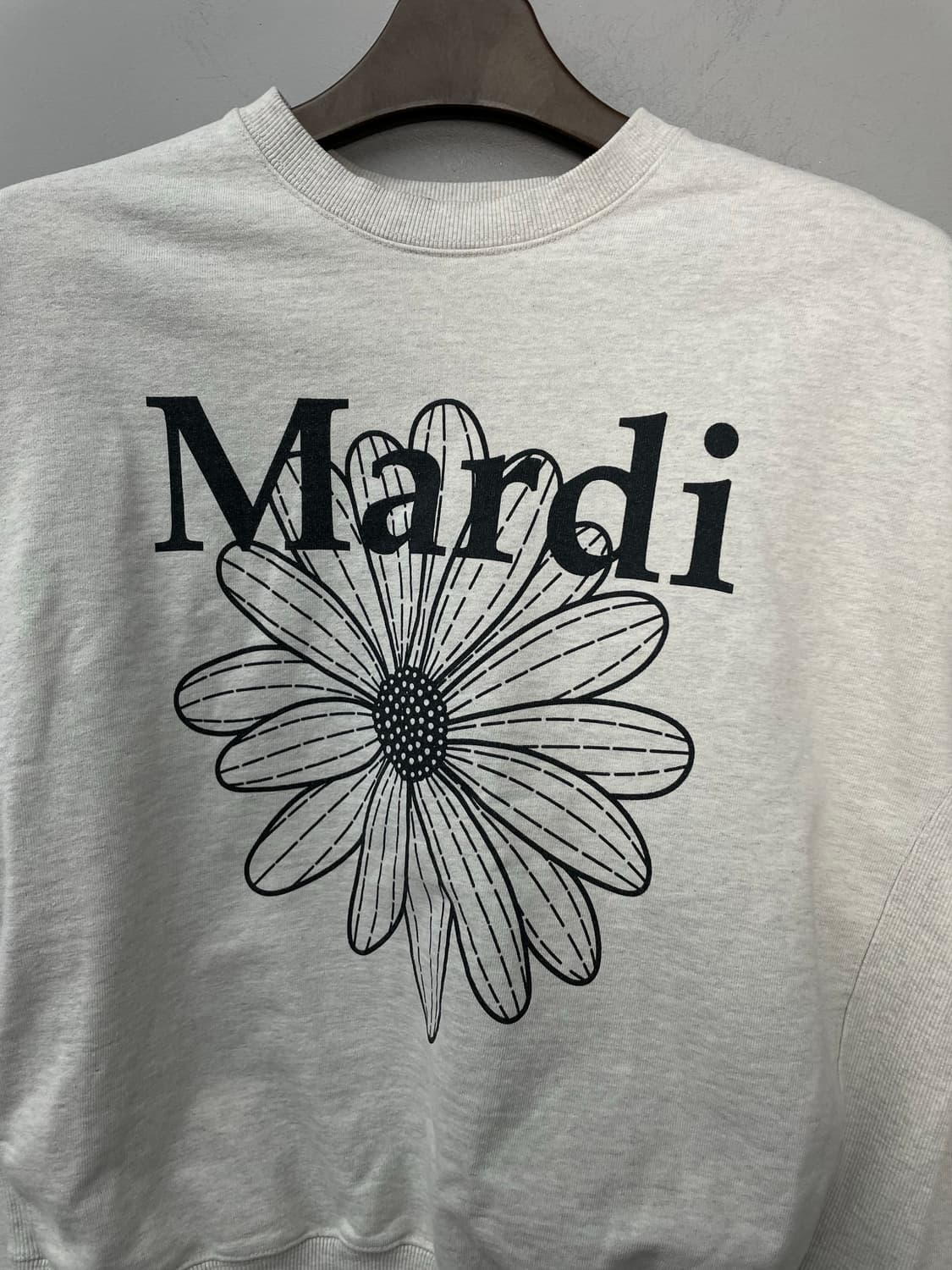 마르디메크르디 시그니처 로고 맨투맨 H1687 상품이미지3