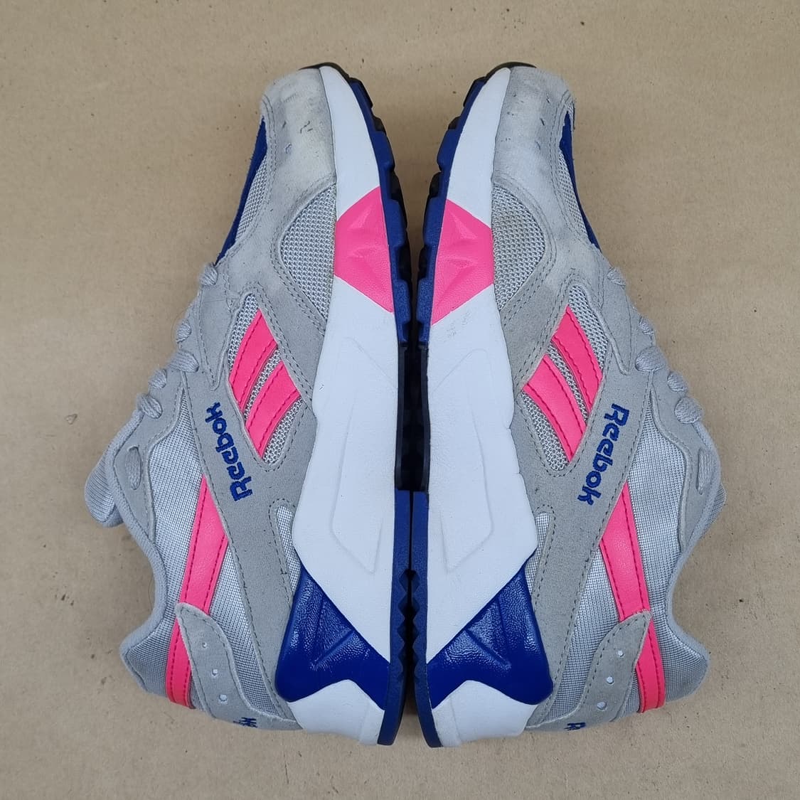 리복 아즈텍 여성운동화235  상품이미지5