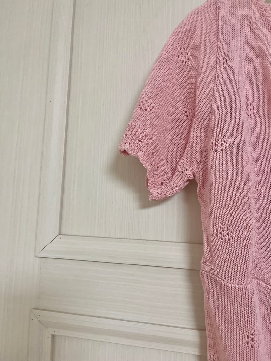 에딘버러 핑크 펀칭 랩 니트 크롭 가디건 상품이미지5