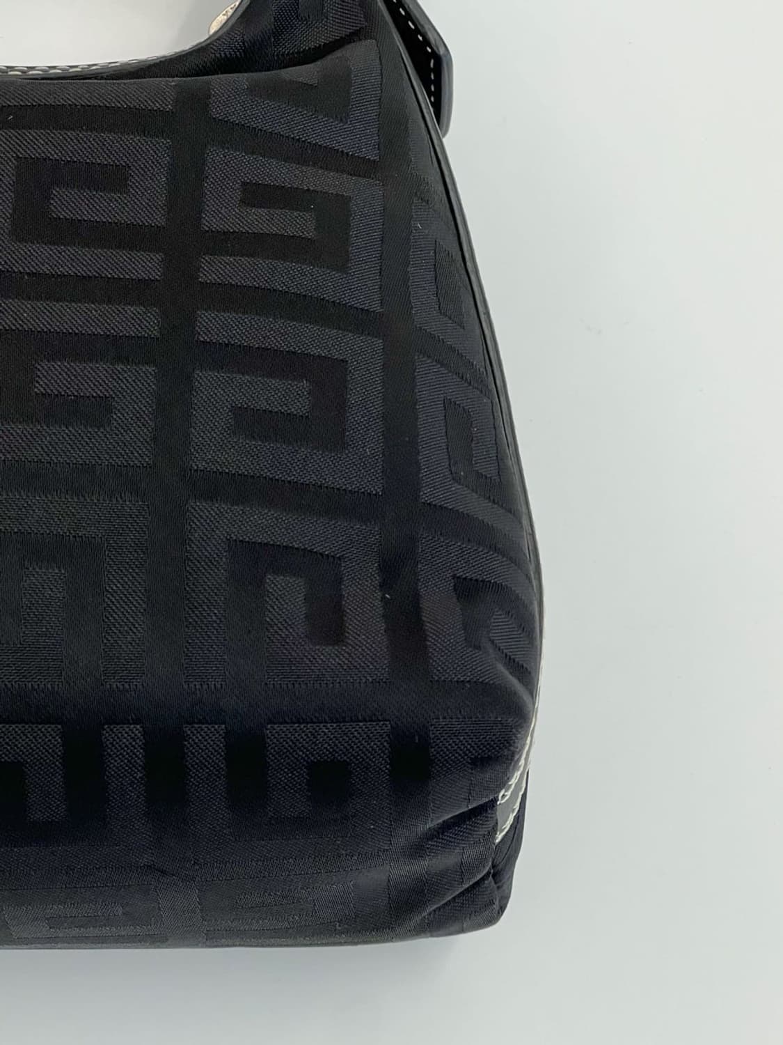  givenchy / 지방시 블랙 로고 미니 토트백  상품이미지7