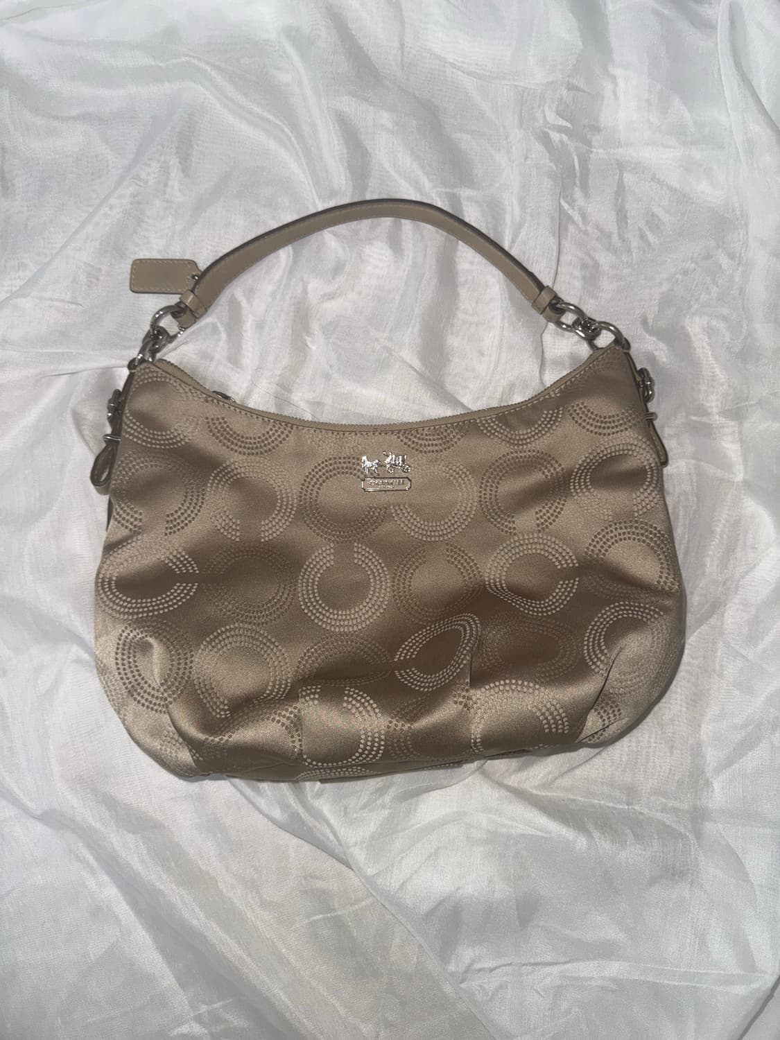 코치 베이지 숄더백 상품이미지3