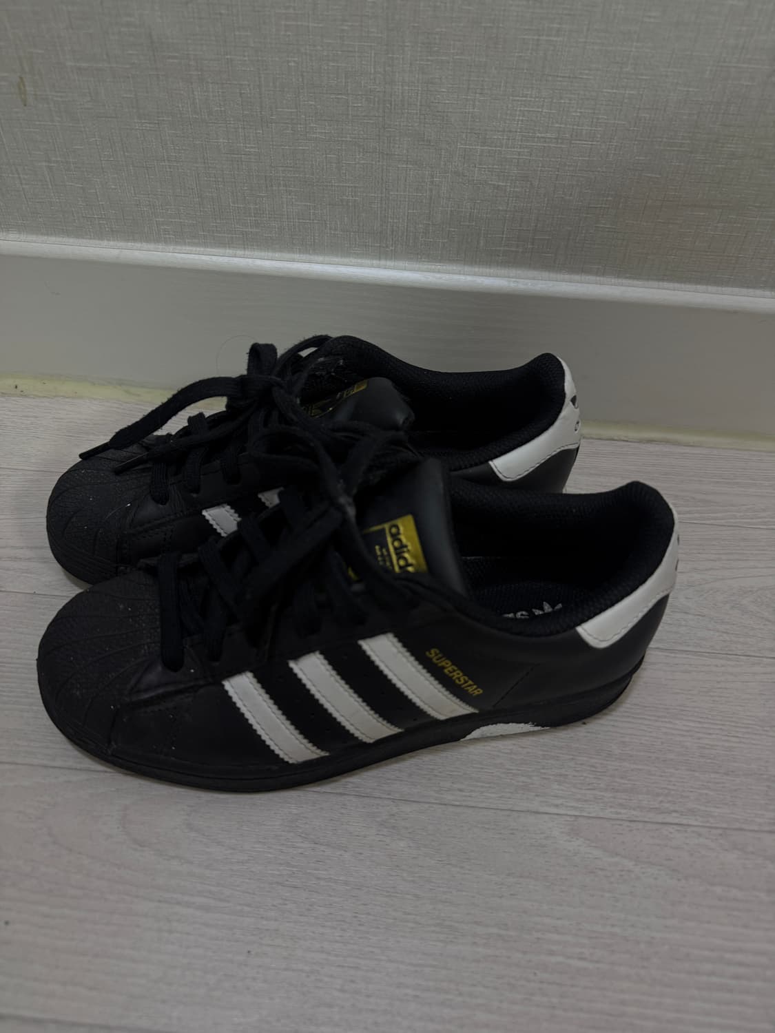 아디다스 슈퍼스타 블랙 상품이미지1