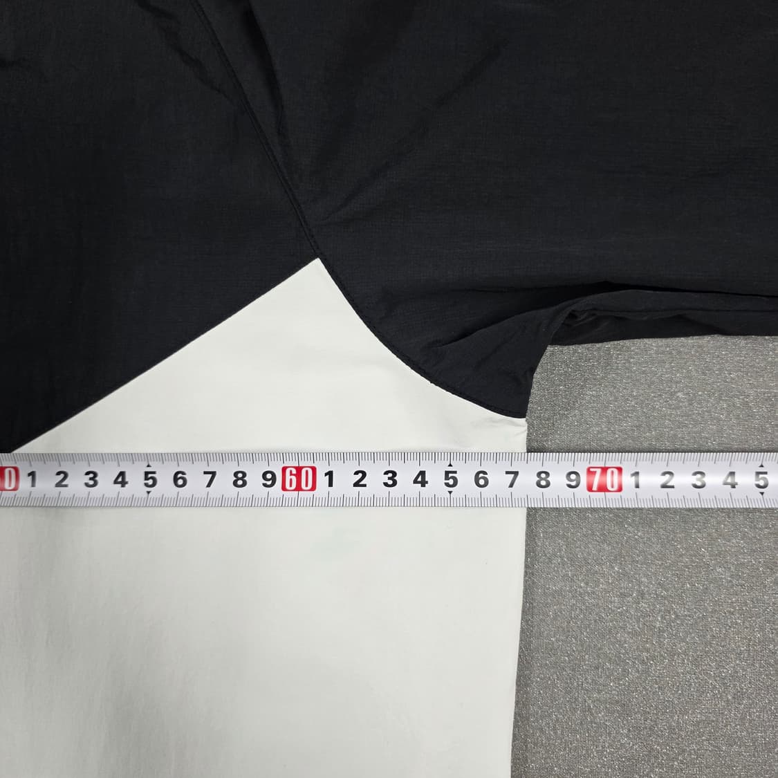 110 디스커버리 블랙 화이트 아노락 바람막이 후드자켓 상품이미지7