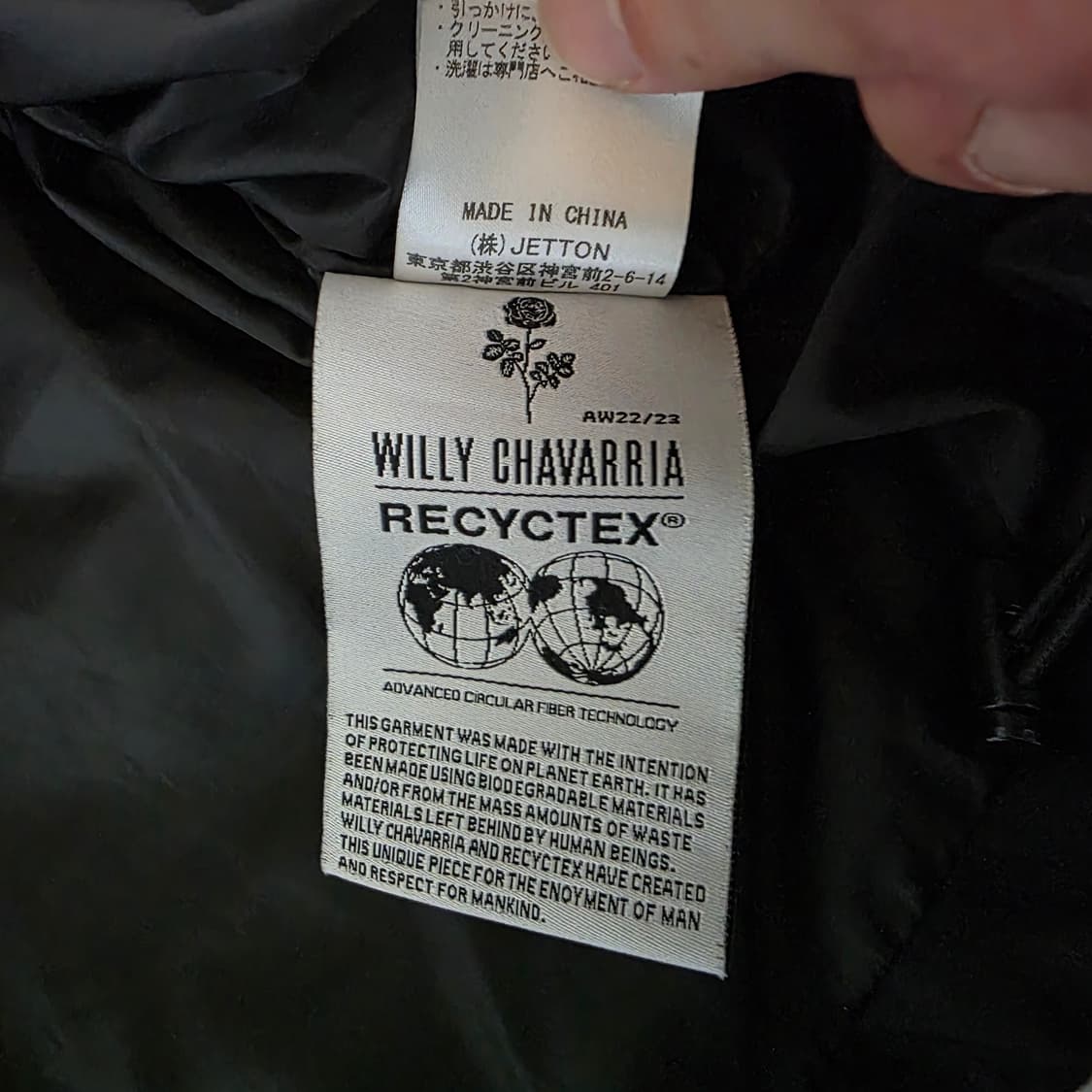 [L] 윌리차바리아 패딩 베스트 블랙 상품이미지5