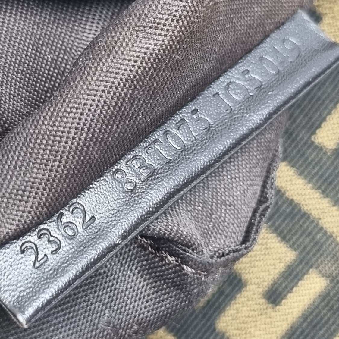 펜디 FENDI 주카 캔버스 브라운 숄더백 (최상급 크로스백) 상품이미지10