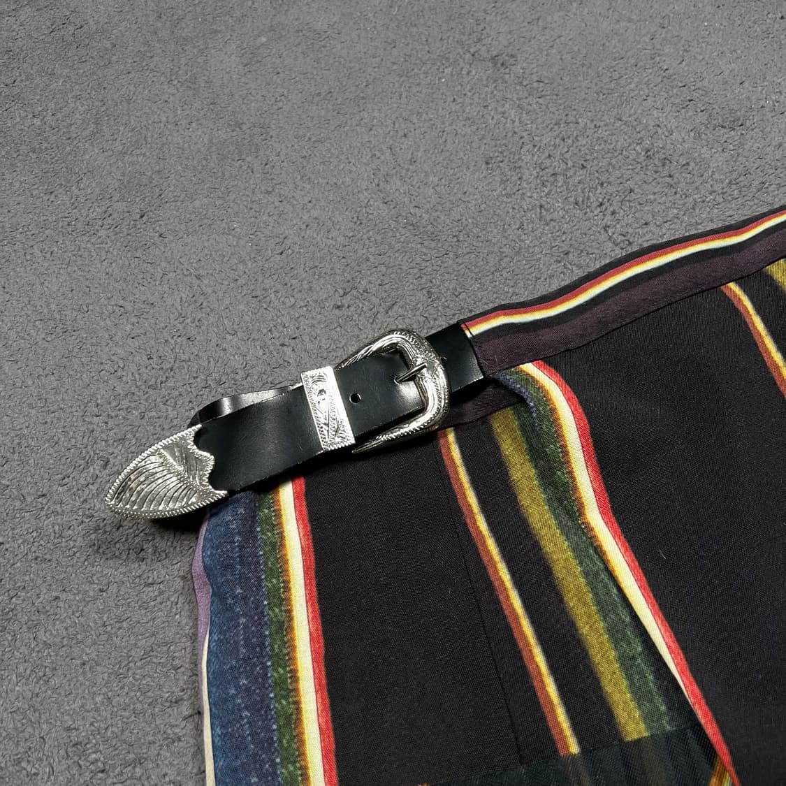 Toga Pulla 토가 풀라 울 플리츠 멀티컬러 랩 스커트  상품이미지3