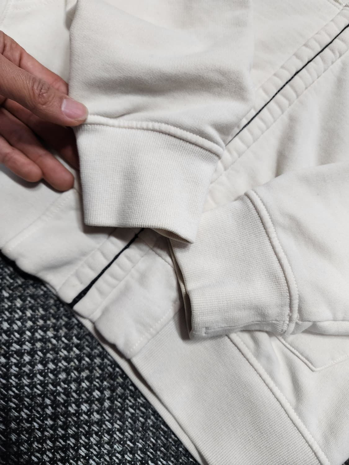 스톤아일랜드 와펜 패치 후드 풀 집 L사이즈 상품이미지3