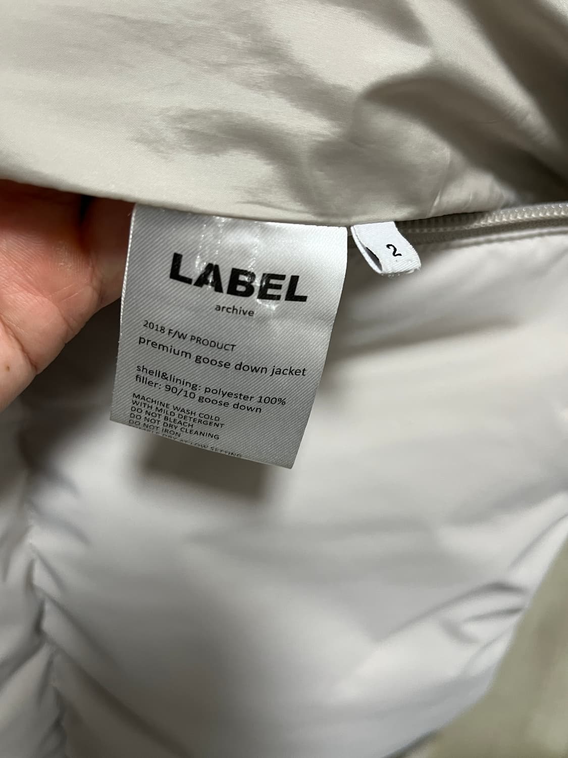 라벨 아카이브 아이보리 패딩 상품이미지4