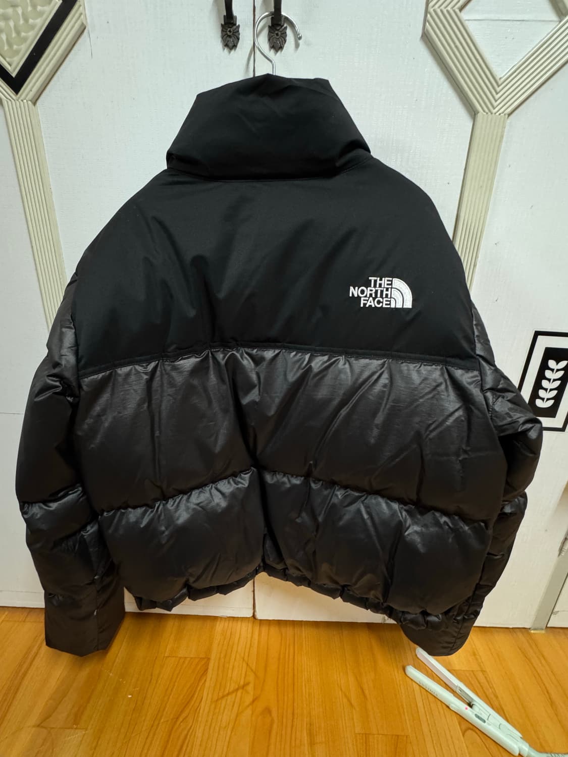 노스페이스 눕시 다운자켓 M 사이즈 판매합니다 상품이미지4