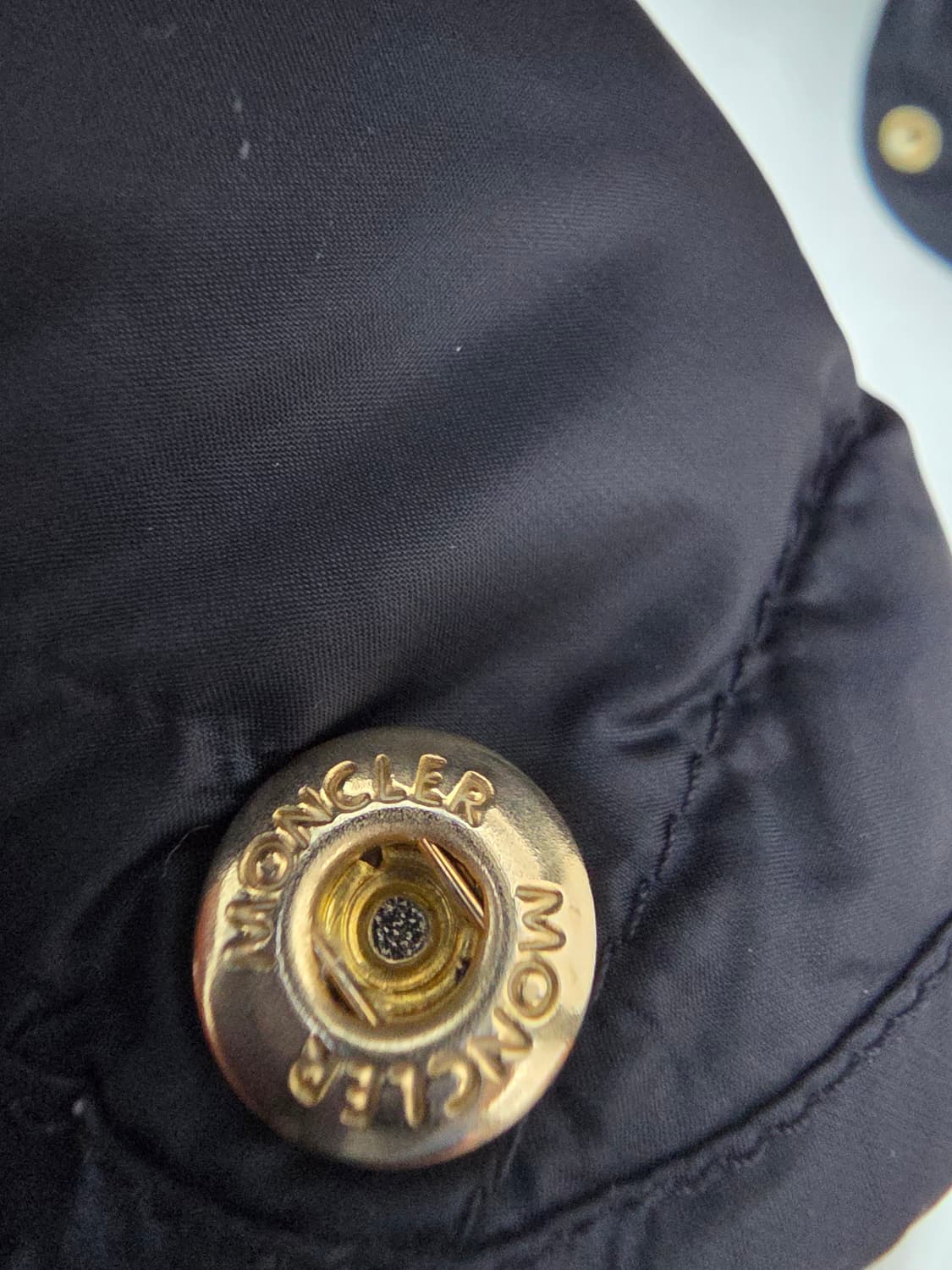 몽클레어 여성 패딩조끼 상품이미지3