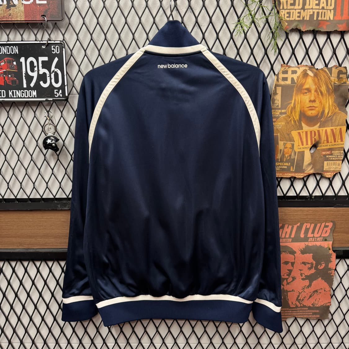 뉴발란스 클래식 트랙 자켓 전면 로고 포인트 네이비 화이트 상품이미지2