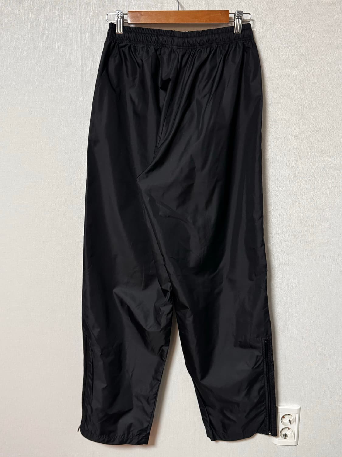 나이키 일본판 바람막이 트레이닝 팬츠 상품이미지4