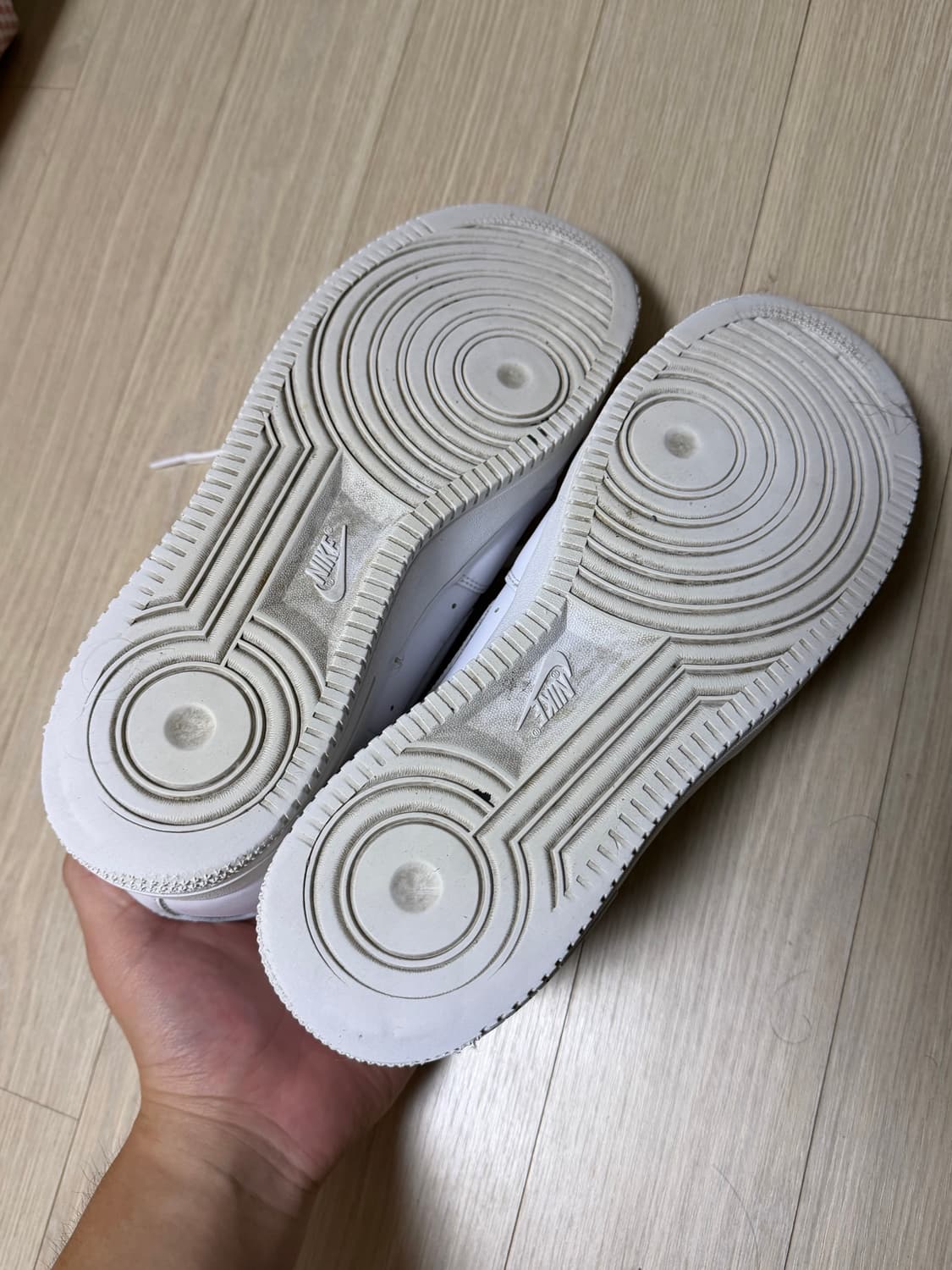 나이키 슈프림 에어포스1 화이트 300 상품이미지3