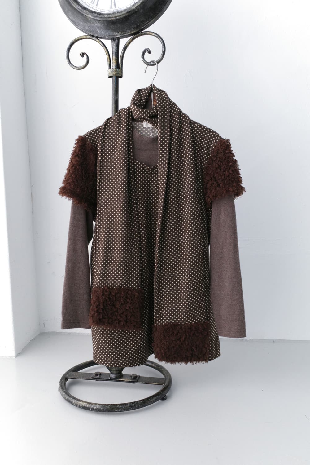 dot layerd long sleeve + dot muffler 상품이미지1