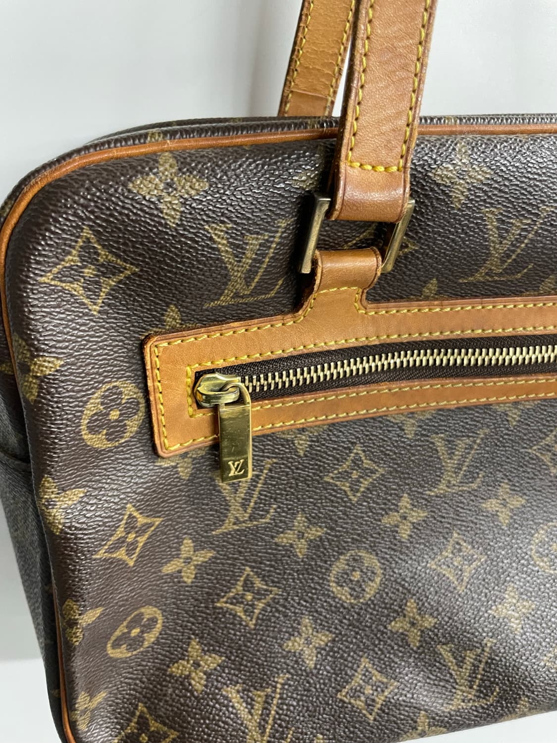 루이비통 모노그램 시테 GM 숄더백 상품이미지5