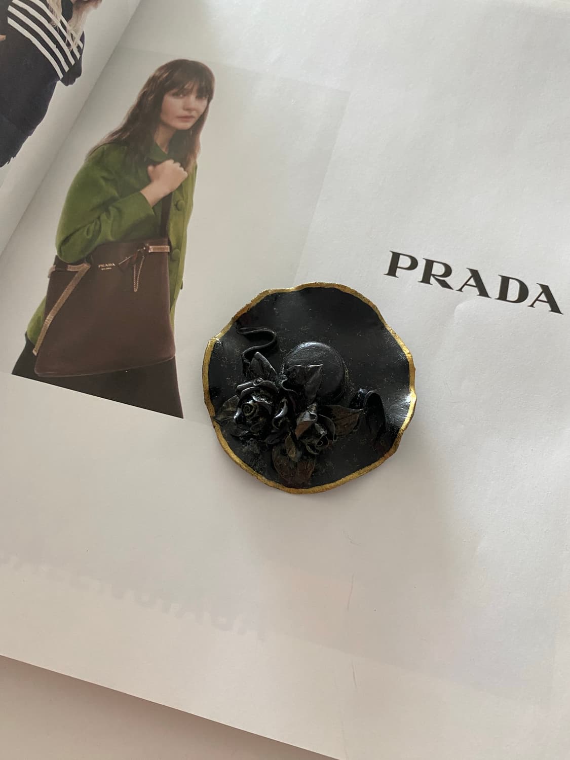 일본 수입 빈티지 플라워 모자모양 브로치 상품이미지1