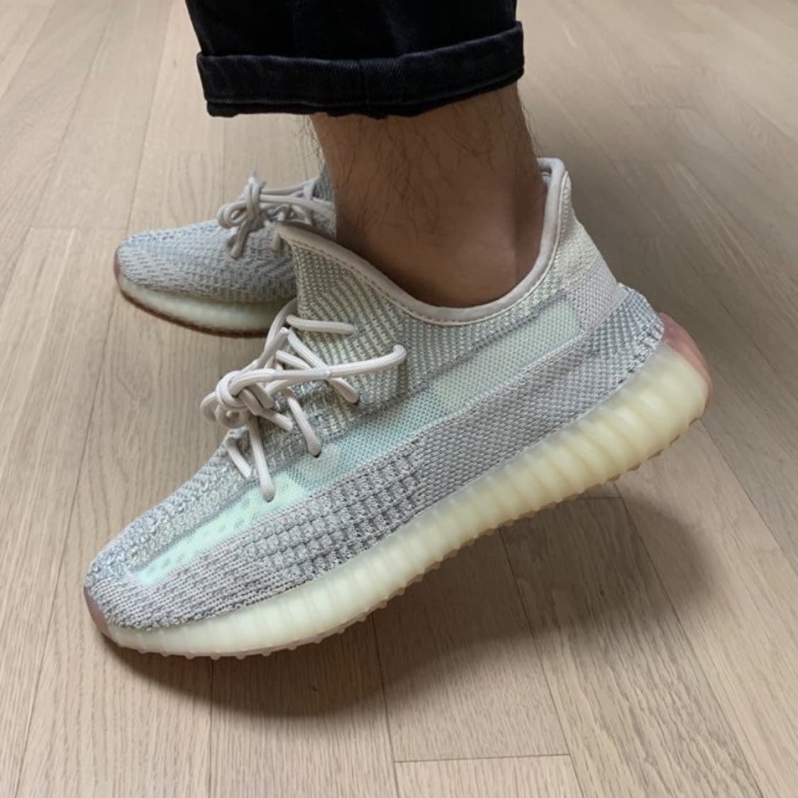 아디다스 이지부스트 350 V2 시트린 270 상품이미지10