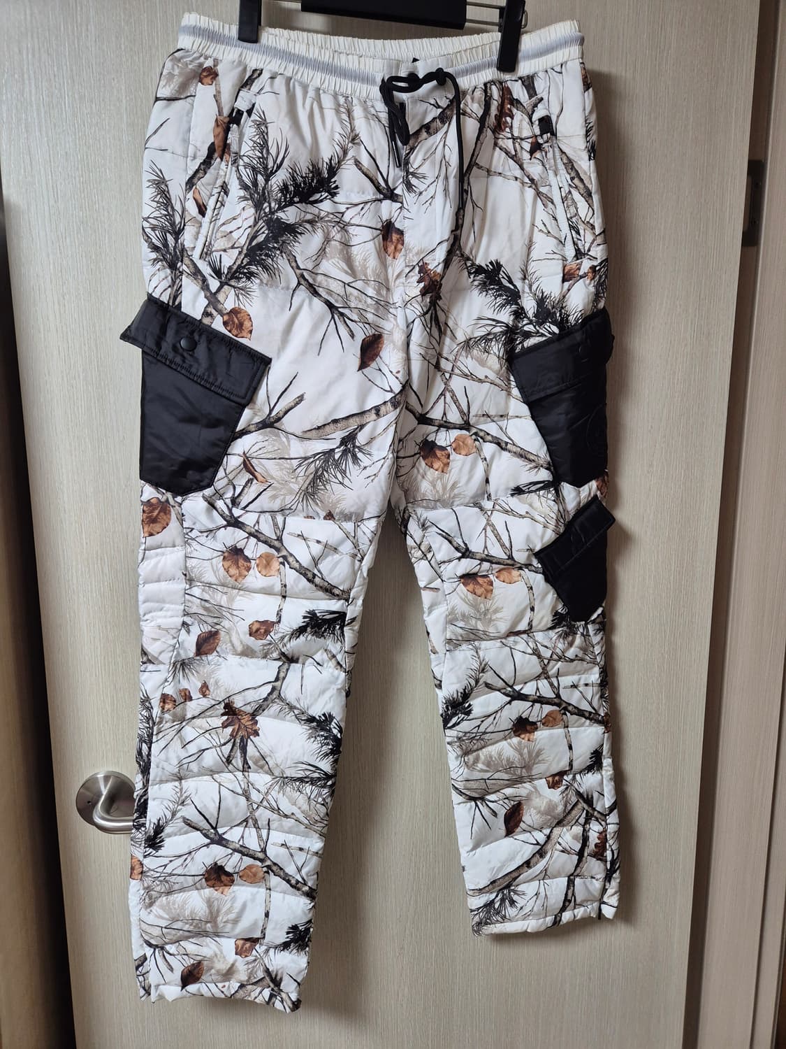 (새제품) KITH 다운 팬츠 Stratton 패딩바지 XL 상품이미지3